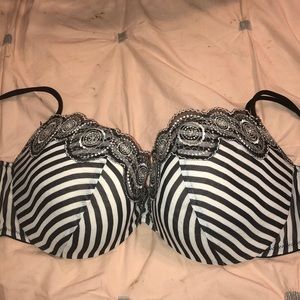 Cacique elegant bra